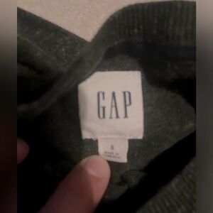GAP Long sleeve greenish gray shirt